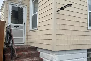 210 Clifford St, New Bedford, MA 02745 - Photo 12