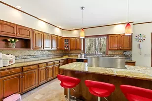 253 Highland St, Weston, MA 02493 - Photo 16