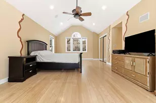 40 Glen Dr, Peabody, MA 01960 - Photo 16