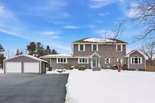 40 Glen Dr, Peabody, MA 01960 - Photo 2