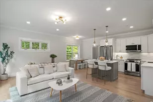 64 Uncas Ave, Franklin, MA 02038 - Photo 2