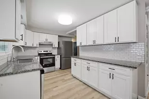 69 E Palmer Park Dr, Palmer, MA 01069 - Photo 4