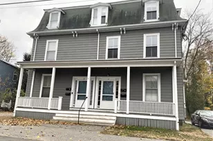 17 Avon St, Melrose, MA 02176 - Photo 2