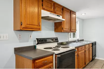 13 Harwood St, Oxford, MA 01540 - Photo 10