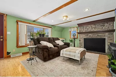 13 Harwood St, Oxford, MA 01540 - Photo 6