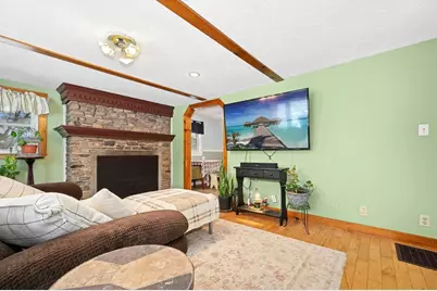 13 Harwood St, Oxford, MA 01540 - Photo 6