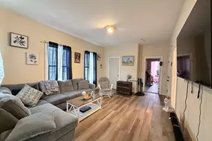 7 Cottage St, Worcester, MA 01609 - Photo 1