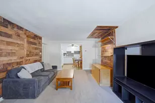 31 Montvale Ave, Woburn, MA 01801 - Photo 4