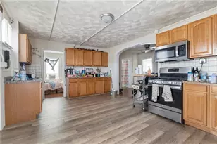 60 Rathbun St, Woonsocket, RI 02895 - Photo 14