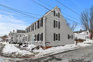 215 Merrimac St, Newburyport, MA 01950 - Photo 4