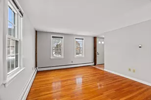 215 Merrimac St, Newburyport, MA 01950 - Photo 14