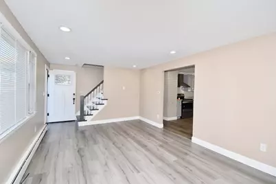 85 Orchard Street, Chicopee, MA 01013 - Photo 6