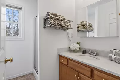 555 Main St #11, Woburn, MA 01801 - Photo 28