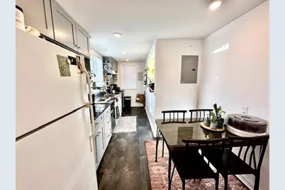 144 Robbins St #4, Waltham, MA 02453 - Photo 2