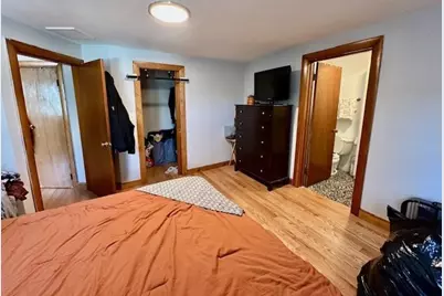 144 Robbins St #4, Waltham, MA 02453 - Photo 6