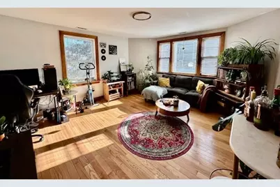 144 Robbins St #4, Waltham, MA 02453 - Photo 1