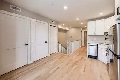 35 Delle Ave #4, Boston, MA 02120 - Photo 2