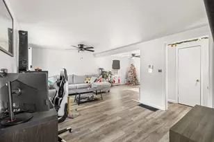 28 Armory Ln, Southbridge, MA 01550 - Photo 8