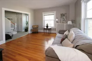 50 Chestnut St, Wakefield, MA 01880 - Photo 2