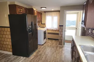 586 Franklin St, Worcester, MA 01604 - Photo 2