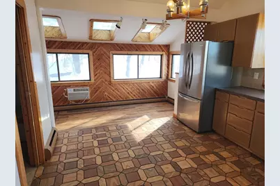 586 Franklin St #2, Worcester, MA 01604 - Photo 2