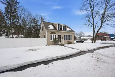 350 Homestead, Holyoke, MA 01040 - Photo 4