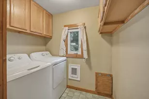 350 Homestead, Holyoke, MA 01040 - Photo 20