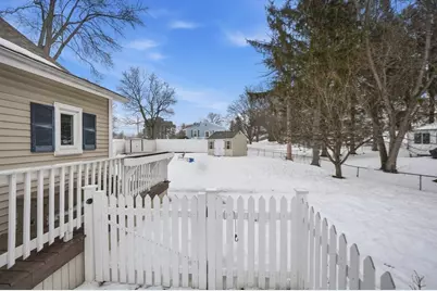 350 Homestead, Holyoke, MA 01040 - Photo 38