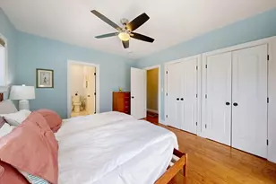 96 Floral St, Newton, MA 02461 - Photo 20