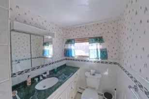 9 Raymond St, Boston, MA 02134 - Photo 14