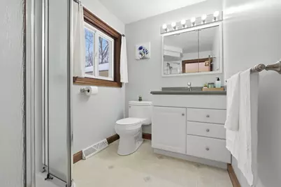 5 Crest Dr W, Dover, MA 02030 - Photo 10