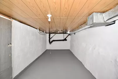 76 Joy St, Chicopee, MA 01013 - Photo 32