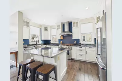 72 Ocean View Ave, Swansea, MA 02777 - Photo 18