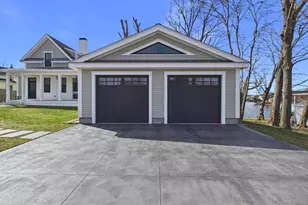 72 Ocean View Ave, Swansea, MA 02777 - Photo 8