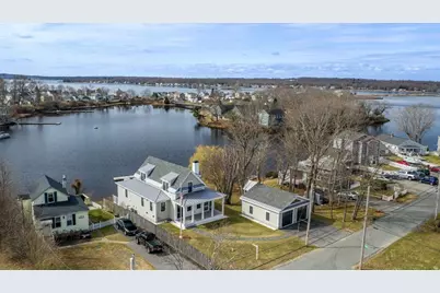 72 Ocean View Ave, Swansea, MA 02777 - Photo 1