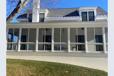 72 Ocean View Ave, Swansea, MA 02777 - Photo 10