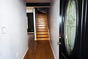 37 Harvard St, Everett, MA 02149 - Photo 2