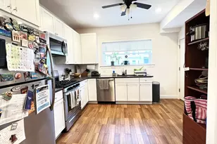 489 Main St, Stoneham, MA 02180 - Photo 2