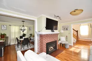 77 Dorset St, Springfield, MA 01108 - Photo 8