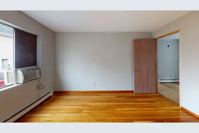 78-80 Harvard St #3, Waltham, MA 02453 - Photo 2