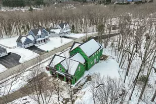 90 Windstone Dr, Northbridge, MA 01534 - Photo 4