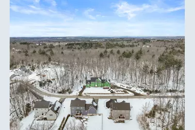 90 Windstone Dr, Northbridge, MA 01534 - Photo 4