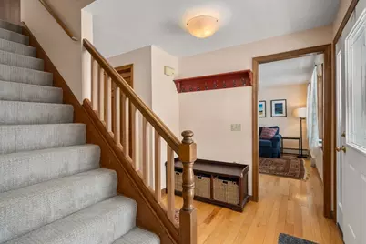 384 Pine St, Agawam, MA 01030 - Photo 18