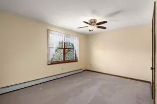 384 Pine St, Agawam, MA 01030 - Photo 24