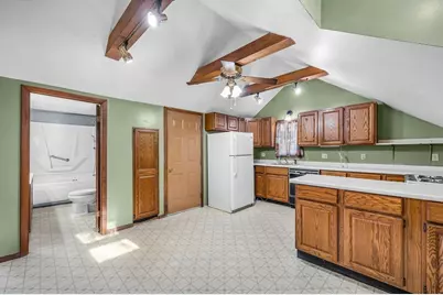 45 Hastings St, Chicopee, MA 01020 - Photo 18