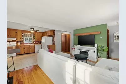 720 Thacher St, Attleboro, MA 02703 - Photo 4