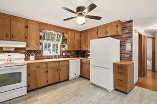 720 Thacher St, Attleboro, MA 02703 - Photo 10