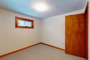 29 Lincoln St, Agawam, MA 01030 - Photo 16