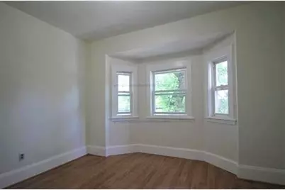 32 Mansfield Street, Boston, MA 02134 - Photo 10