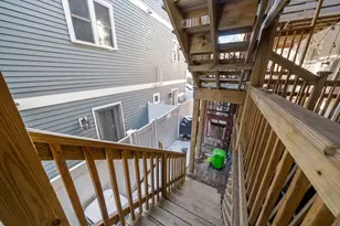 691 E 8th St, Boston, MA 02127 - Photo 24